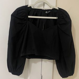 Black Zara crop top! Puff sleeves of my dream